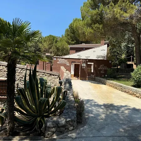 Country house Apiedesierra Granada