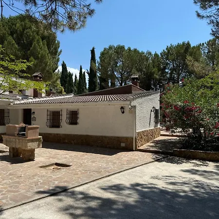Apiedesierra Granada Huetor Santillan
